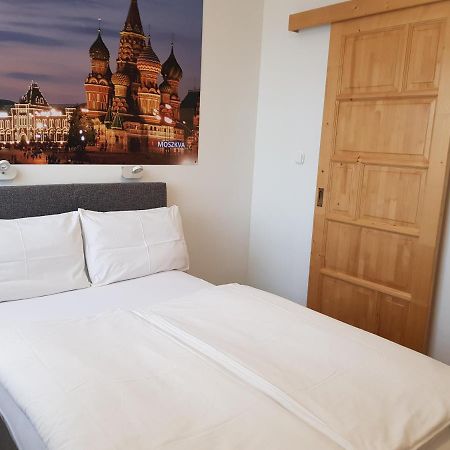 セゲド Matyas Panzio Bed & Breakfast エクステリア 写真