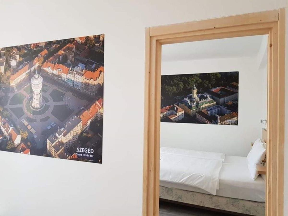 セゲド Matyas Panzio Bed & Breakfast エクステリア 写真